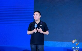 极越 CEO 夏一平：车不是用来开的，未来汽车将演变为机器人形态