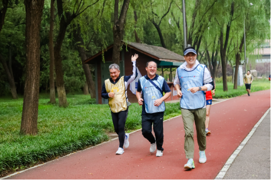 助力“阳光起点” 第七届中诚公益跑热烈开跑 - 第 4 张图片 - 小家生活风水网